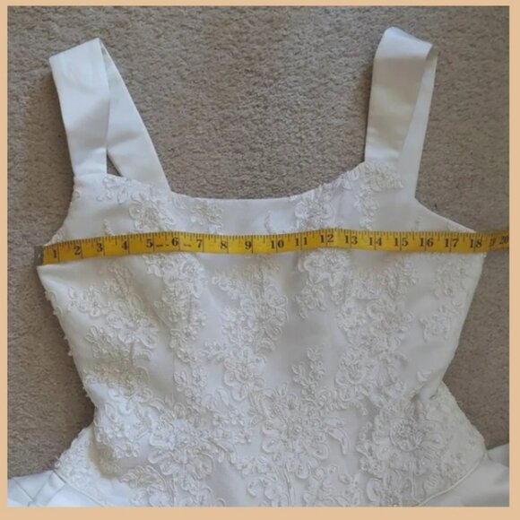 White Satin Beaded Embroidered Ball Gown Wedding Dress with Train Sz 14 - Picture 12 of 16